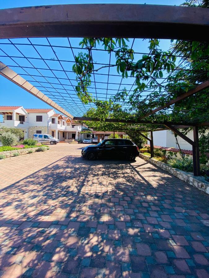 Apartmani Svemir Drage Dış mekan fotoğraf