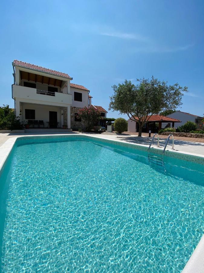 Apartmani Svemir Drage Dış mekan fotoğraf
