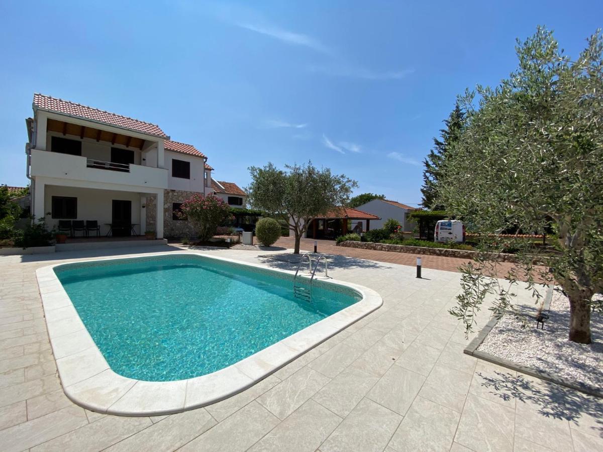 Apartmani Svemir Drage Dış mekan fotoğraf