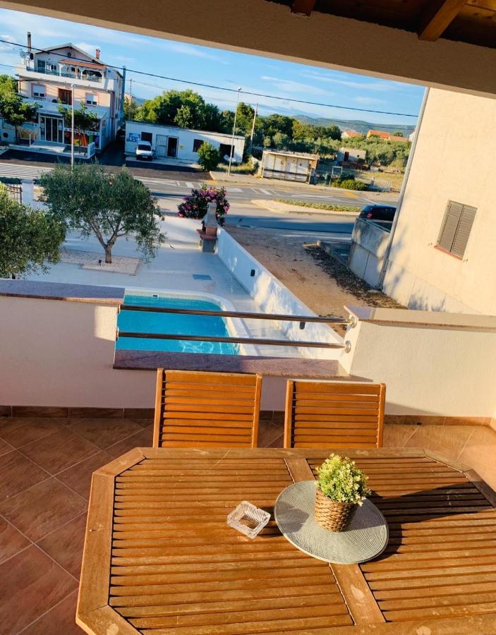 Apartmani Svemir Drage Dış mekan fotoğraf