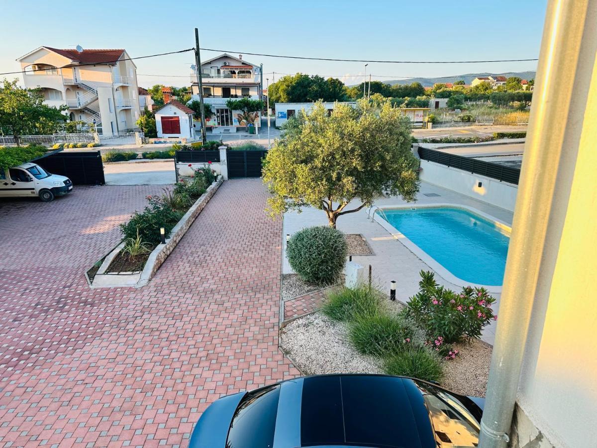 Apartmani Svemir Drage Dış mekan fotoğraf