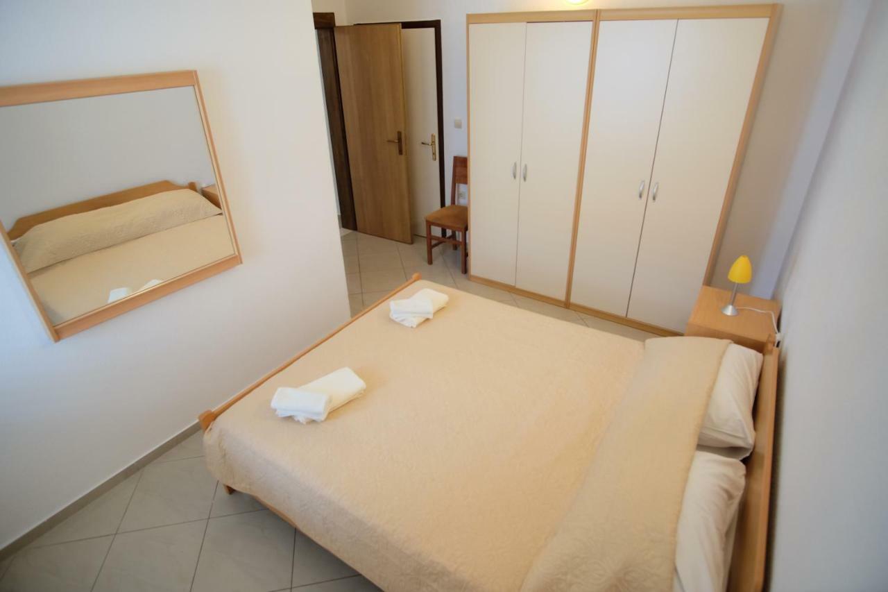 Apartmani Svemir Drage Dış mekan fotoğraf