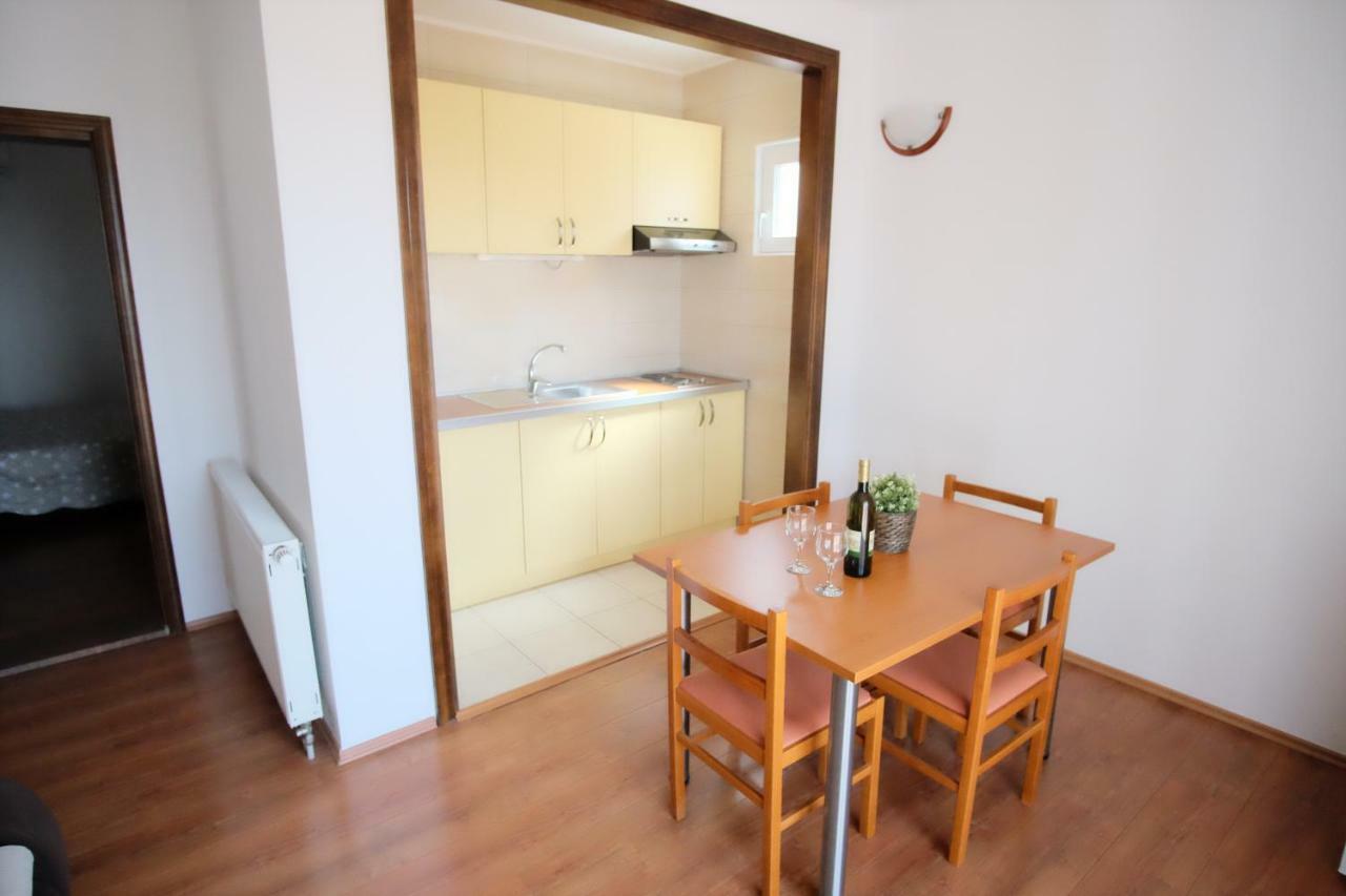 Apartmani Svemir Drage Dış mekan fotoğraf