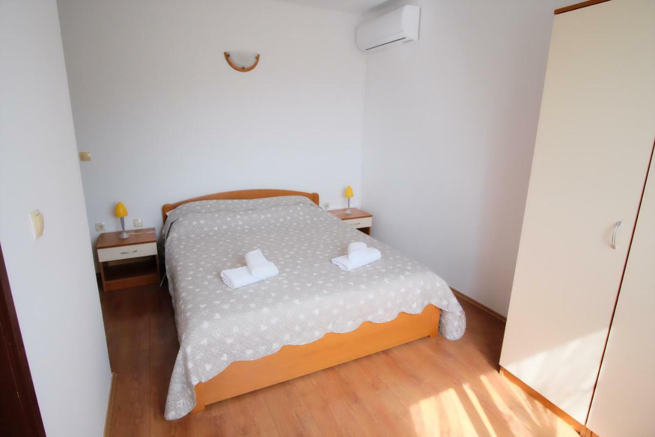 Apartmani Svemir Drage Dış mekan fotoğraf
