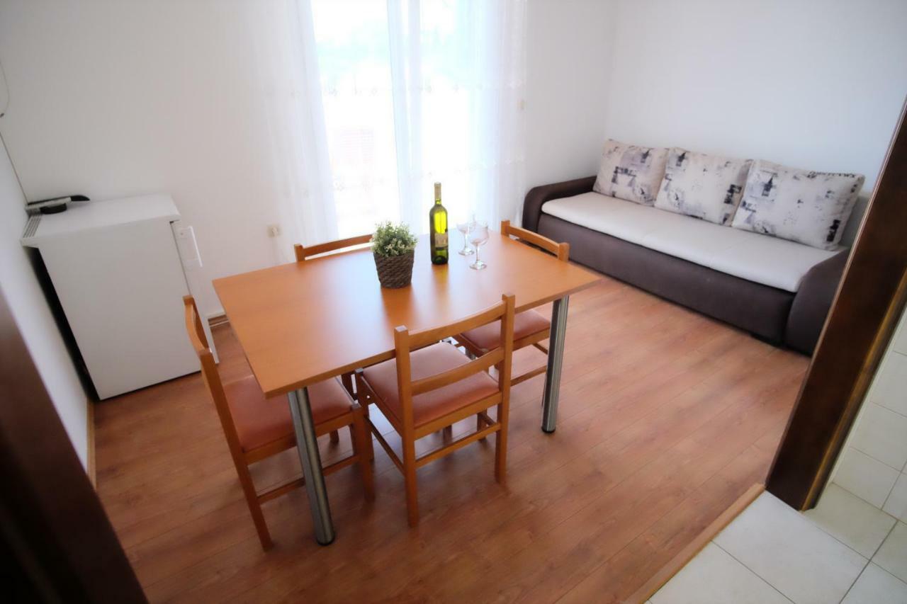 Apartmani Svemir Drage Dış mekan fotoğraf